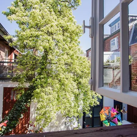 Apartament Kleines Versteck- Ein Ganz Besonderes Domizil Inmitten Der Friedrichstrasse Westerland