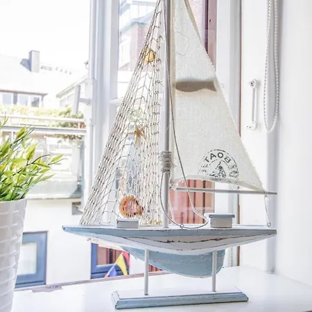 Kleines Versteck- Ein Ganz Besonderes Domizil Inmitten Der Friedrichstrasse *