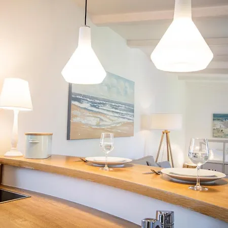 Kleines Versteck- Ein Ganz Besonderes Domizil Inmitten Der Friedrichstrasse Westerland