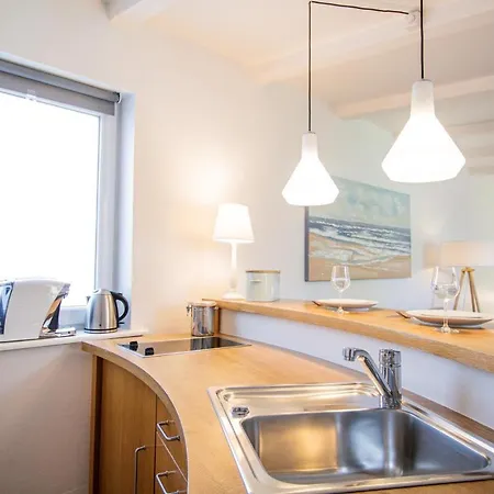 Kleines Versteck- Ein Ganz Besonderes Domizil Inmitten Der Friedrichstrasse