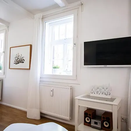 Kleines Versteck- Ein Ganz Besonderes Domizil Inmitten Der Friedrichstrasse Apartament Westerland